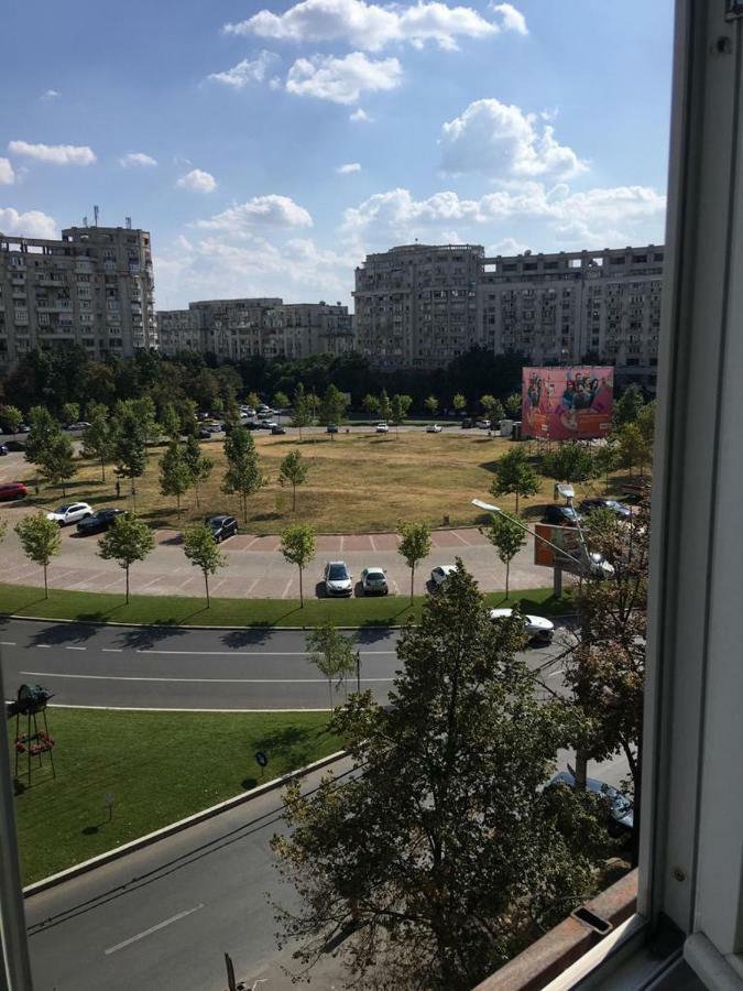 Alba Iulia Square - Apartments And Studios Бухарест Экстерьер фото