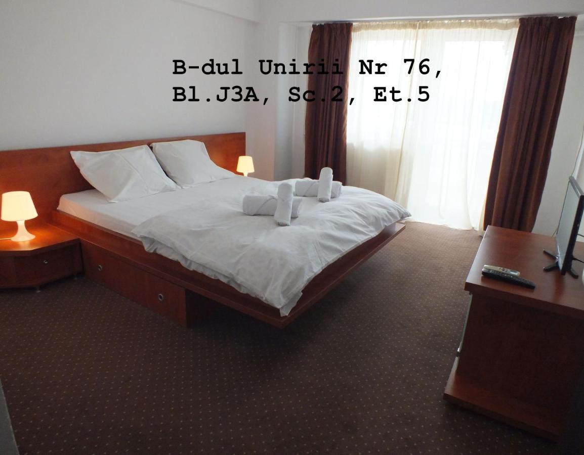 Alba Iulia Square - Apartments And Studios Бухарест Номер фото